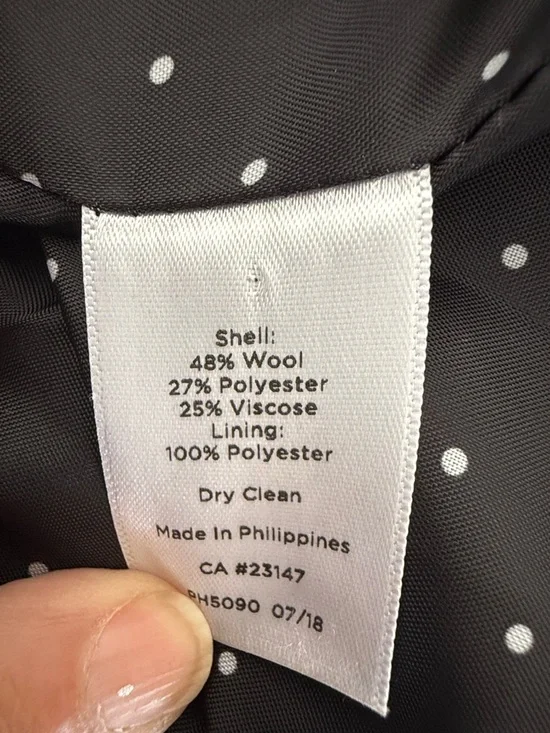 Talbots Blue Houndstooth Sport Coat wool
Blend - Picture 6 of 6